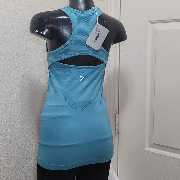 GYMSHARK Flawless Knit Vest Tank Top - Picture 4 of 8